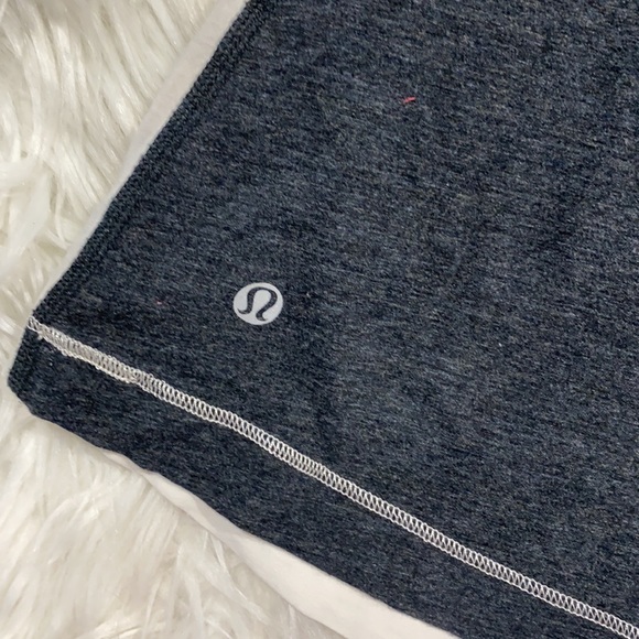 Lululemon Devotion Short Sleeve Tee sz 4 - Picture 8 of 9